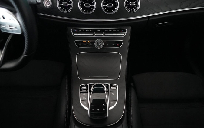 Mercedes-Benz Klasa E cena 159900 przebieg: 121530, rok produkcji 2018 z Kalisz Pomorski małe 497